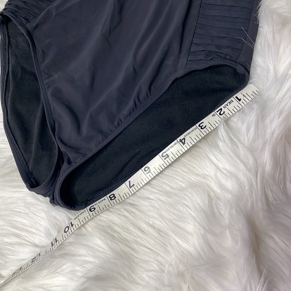 🏊‍♀️ADIDAS🏊‍♀️ Sleek Logo One Piece w/Side paneling and adjustable straps - Picture 12 of 14